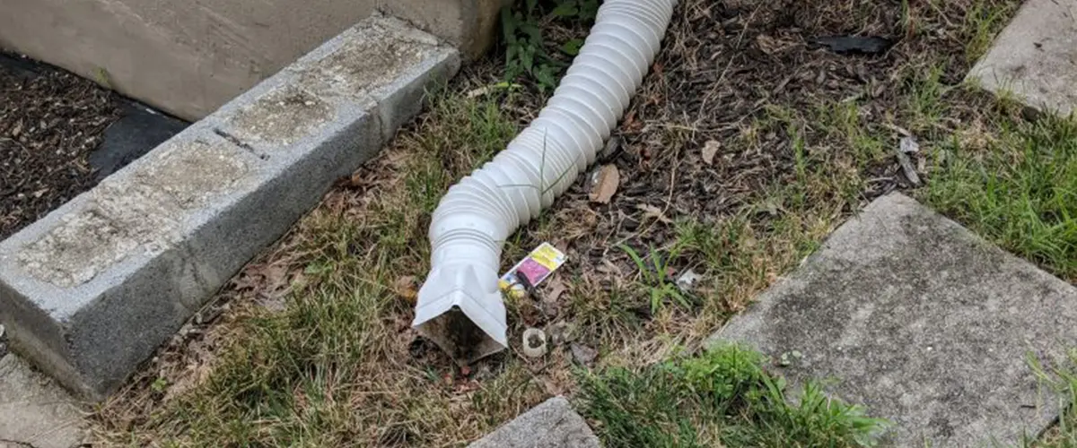 Leading water away from home with a white gutter